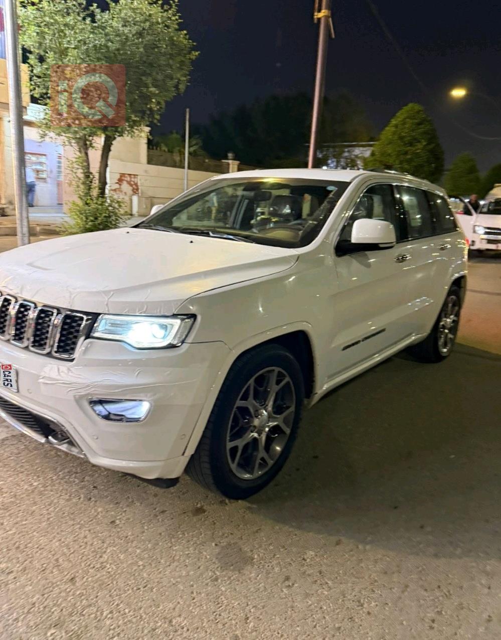 جيب جراند شيروكي